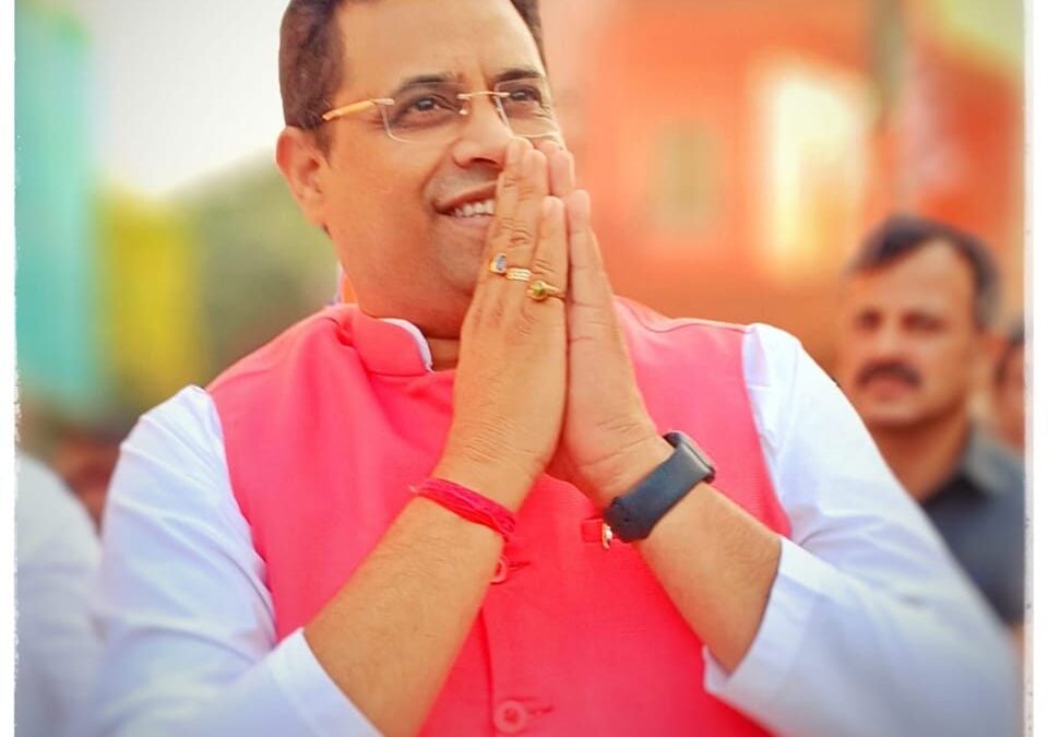 Shri Saumitra Khan, (MP)