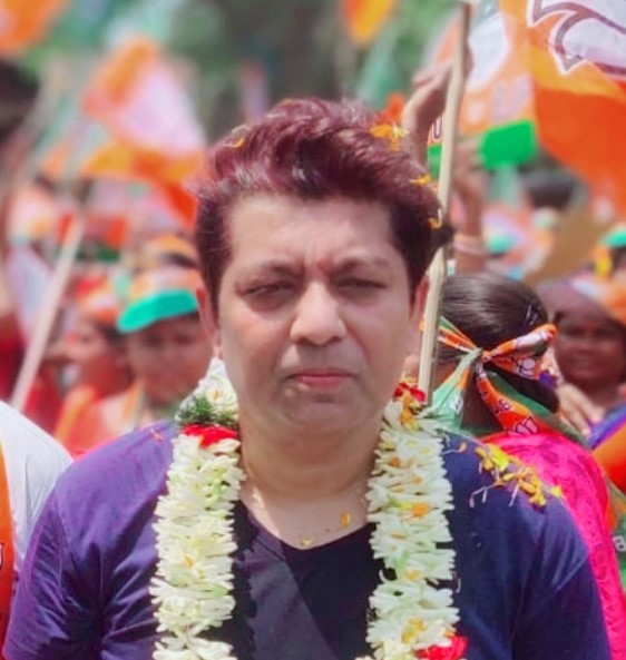 Shri Surajit Chaudhuri